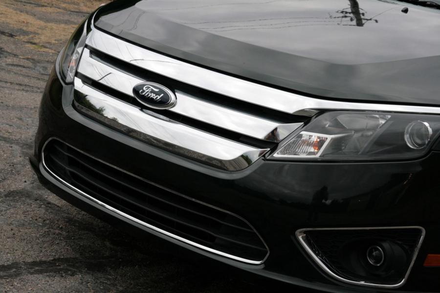  Ford Fusion Hybrid 2010 года  (US) (фото 77 из 111)